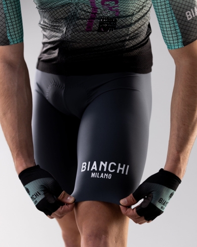 ultralight-bibshort-man-3.jpg