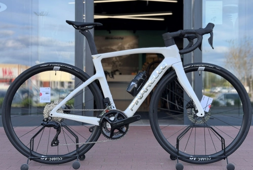PINARELLO F3 ALABASTER.jpg